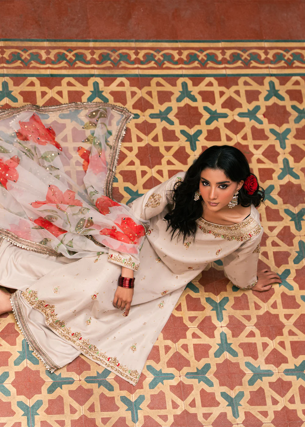 Ivory Floral Embroidered Chiffon 3Pc Formal Suit - Image 5