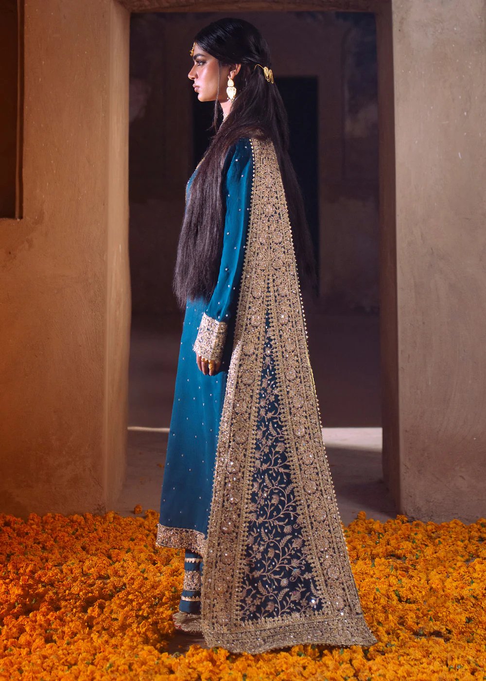 Cobalt Blue Embroidered Chiffon 3Pc Formal Suit - Image 6