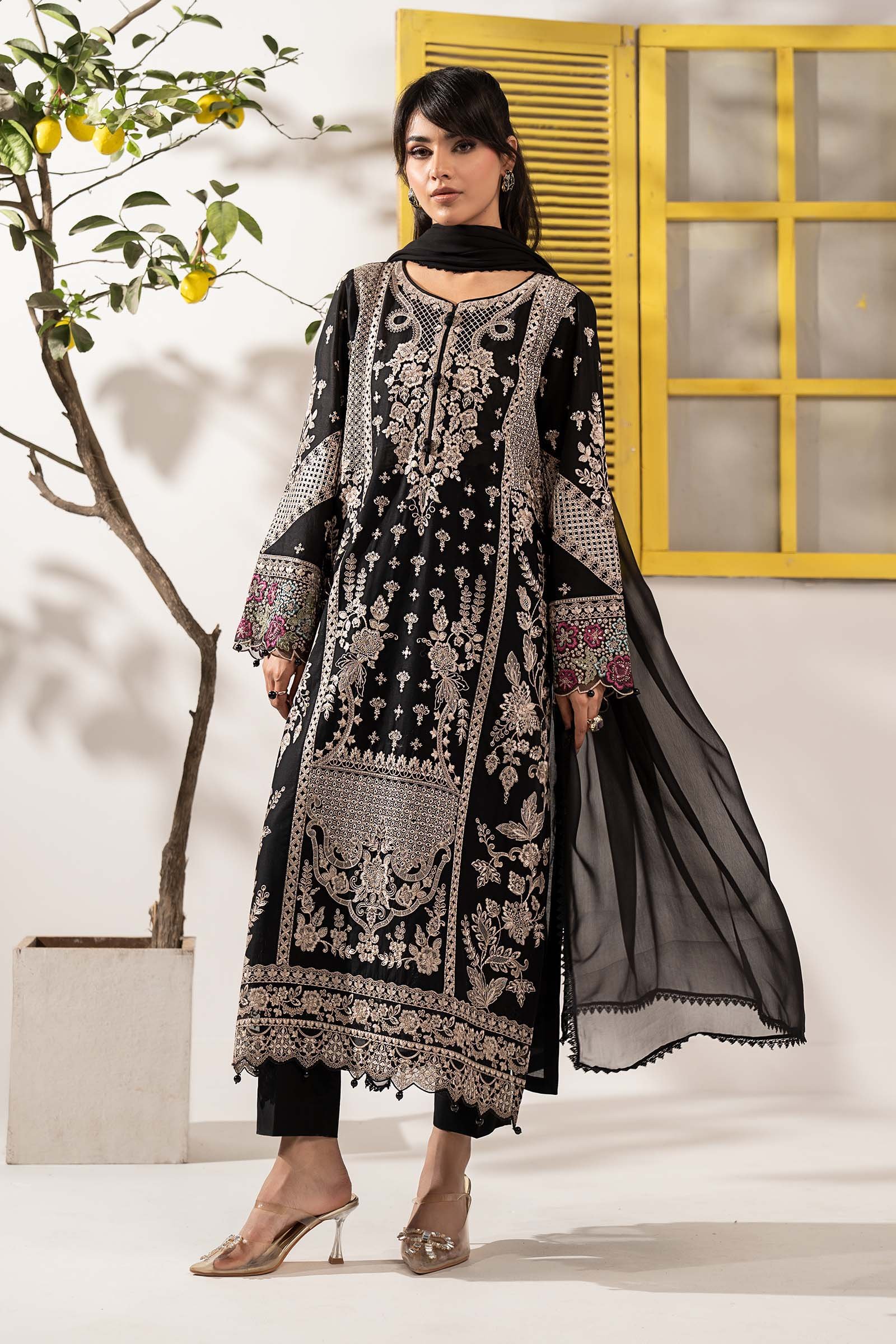 3 Piece Embroidered Lawn Suit Stylish Women Wear - Image 8