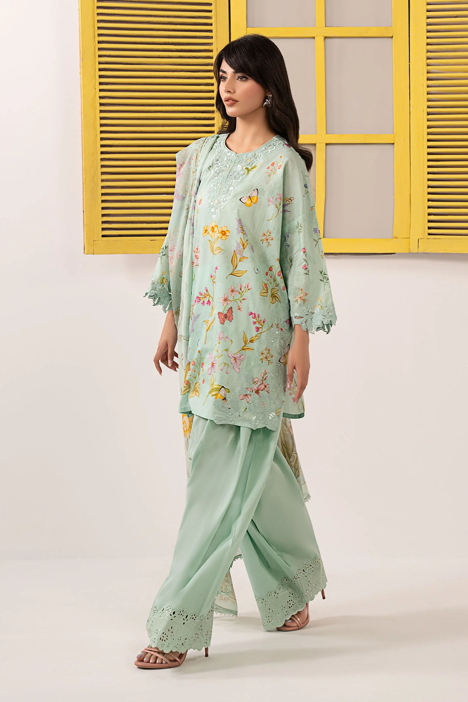 3 Piece Embroidered Lawn Suit Elegant Ethnic Wear - Image 4